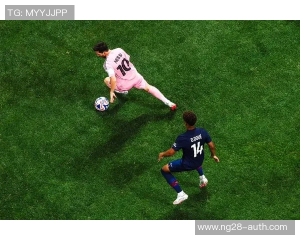 中超经典对决：拜仁与巴黎圣日耳曼激战成平局引发全场热议