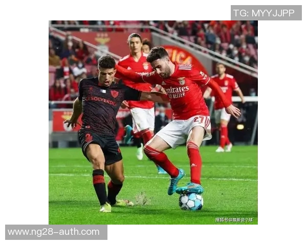 国王杯精彩对决本菲卡与利物浦2比2平局战术分析全场瞬间回顾 国王杯精彩对决本菲卡与利物浦2比2平局战术分析全场瞬间回顾