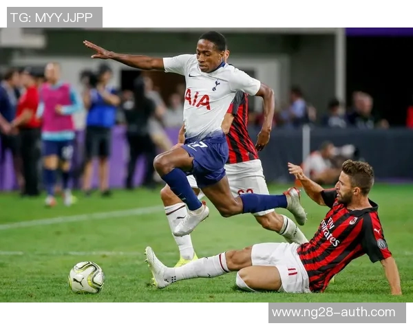 欧联杯惊天冷门AC米兰大胜热刺乌龙球引发全场狂欢