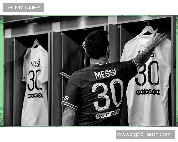 西甲激战：多特蒙德与巴黎圣日耳曼战成平局神扑瞬间引发热议与转会传闻