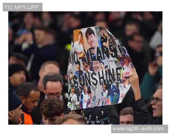 英超热刺凭乌龙球险胜那不勒斯全场沸腾精彩集锦回顾